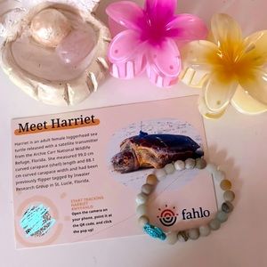Fahlo sea turtle tracker with bracelet!!🐢💙